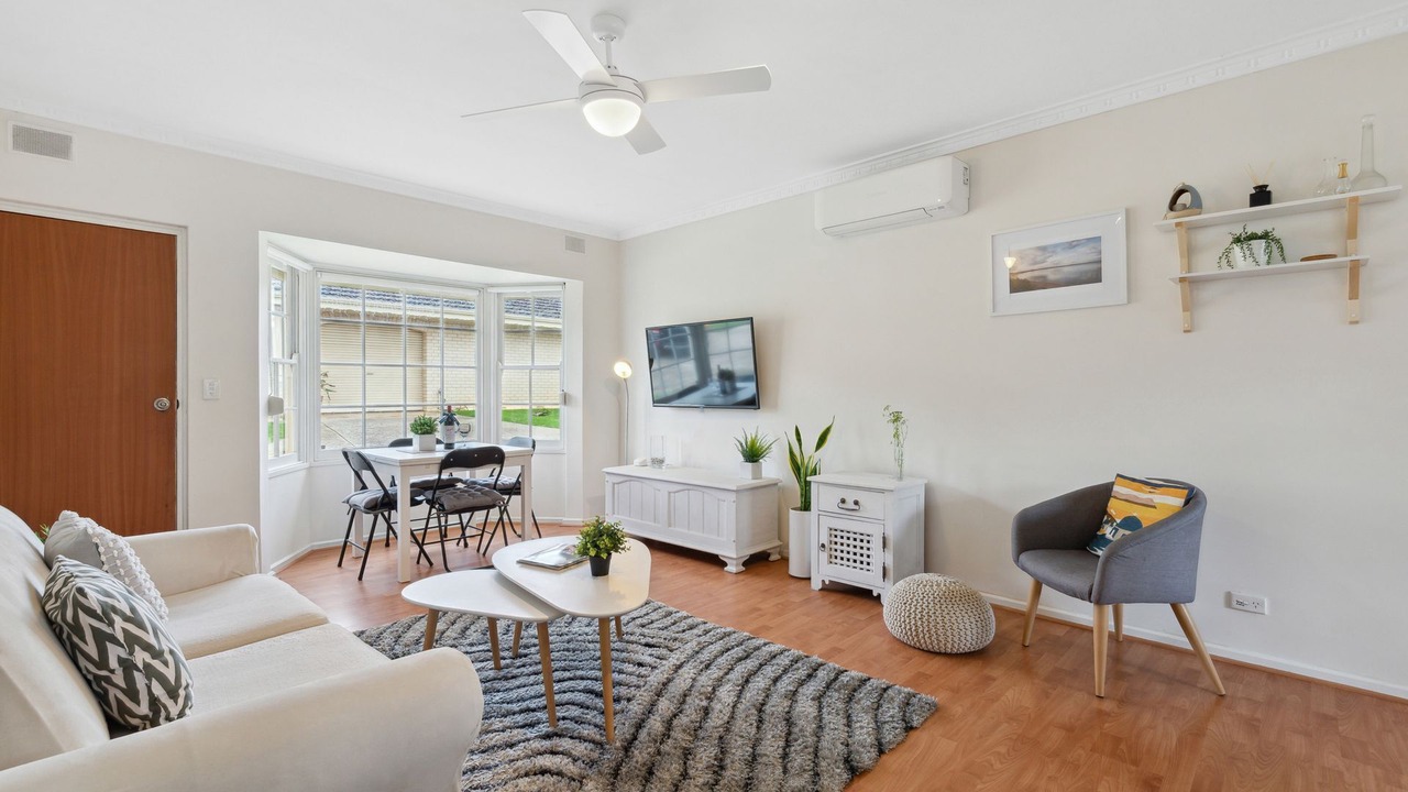 Photo of Livingroom in Henley Beach