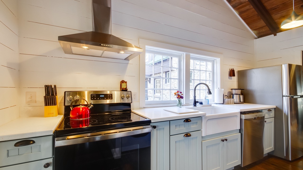 Photo of Kitchen in Cook Station