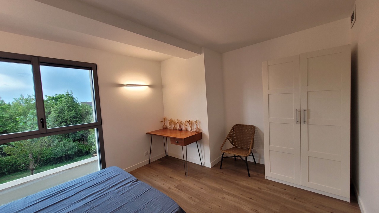 Photo of Bedroom in Malakoff