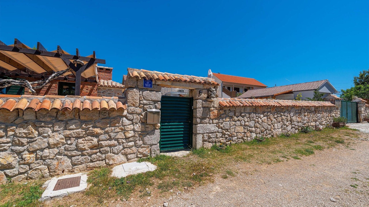 Photo of Others in Benkovac