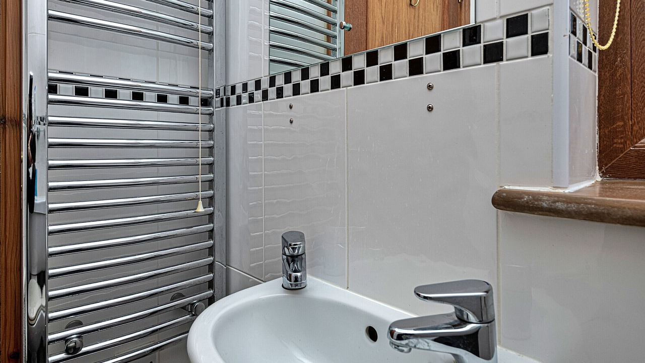 Photo of Bathroom in Glandyfi