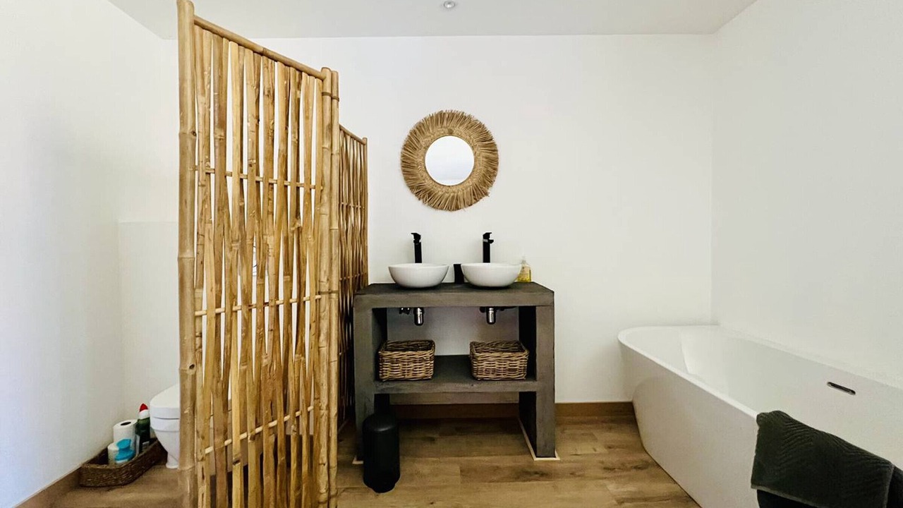 Photo of Bathroom in Hasparren