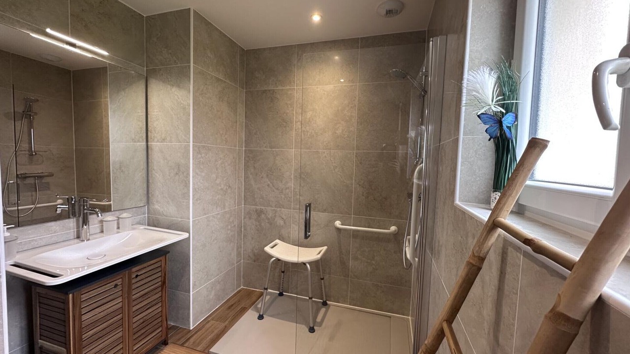 Photo of Bathroom in Saint-Leon