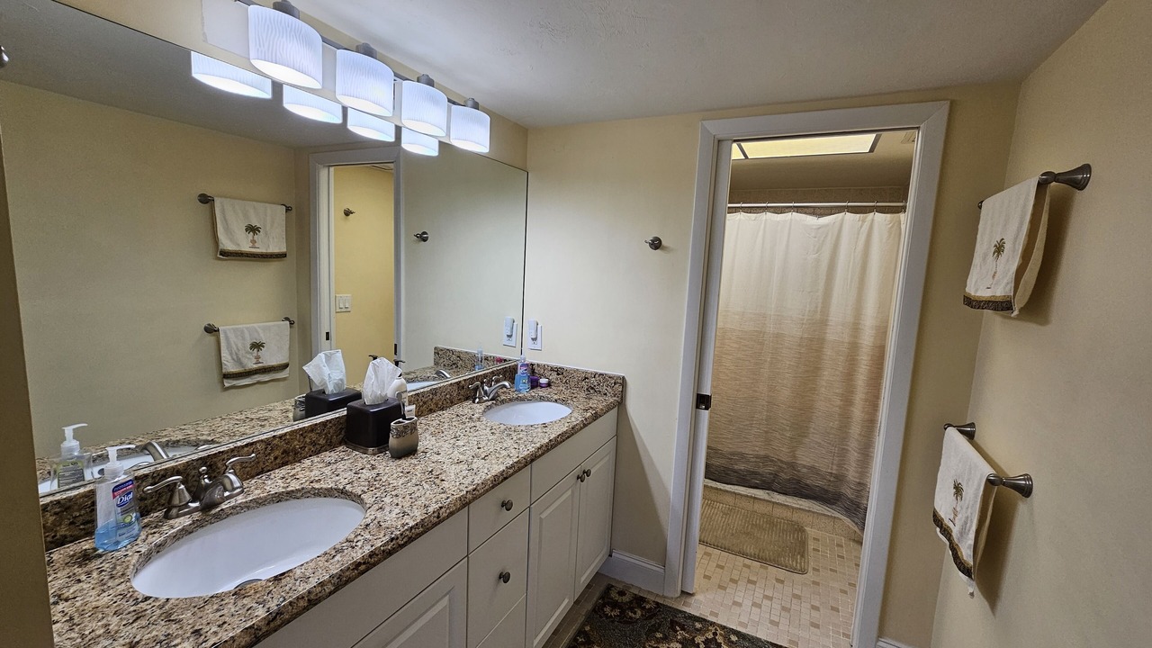 Photo of Bathroom in Biggar