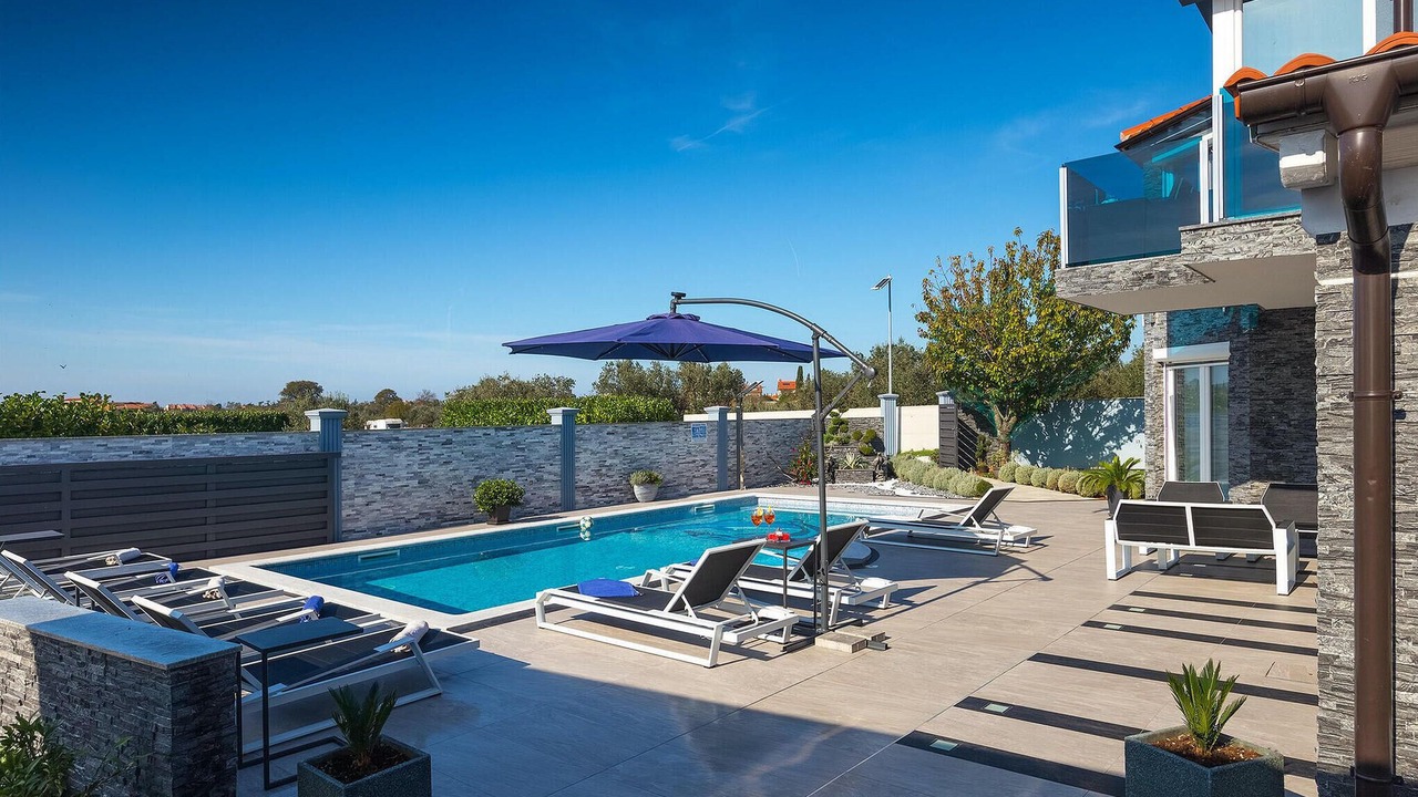 Photo of Outdoor in Valbandon