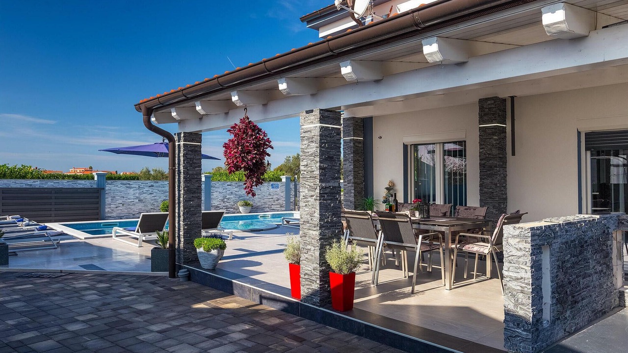 Photo of Outdoor in Valbandon