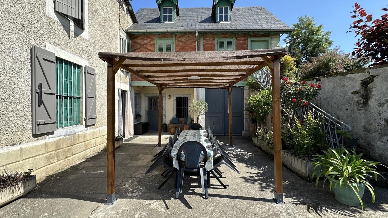 Photo of Outdoor in Asson