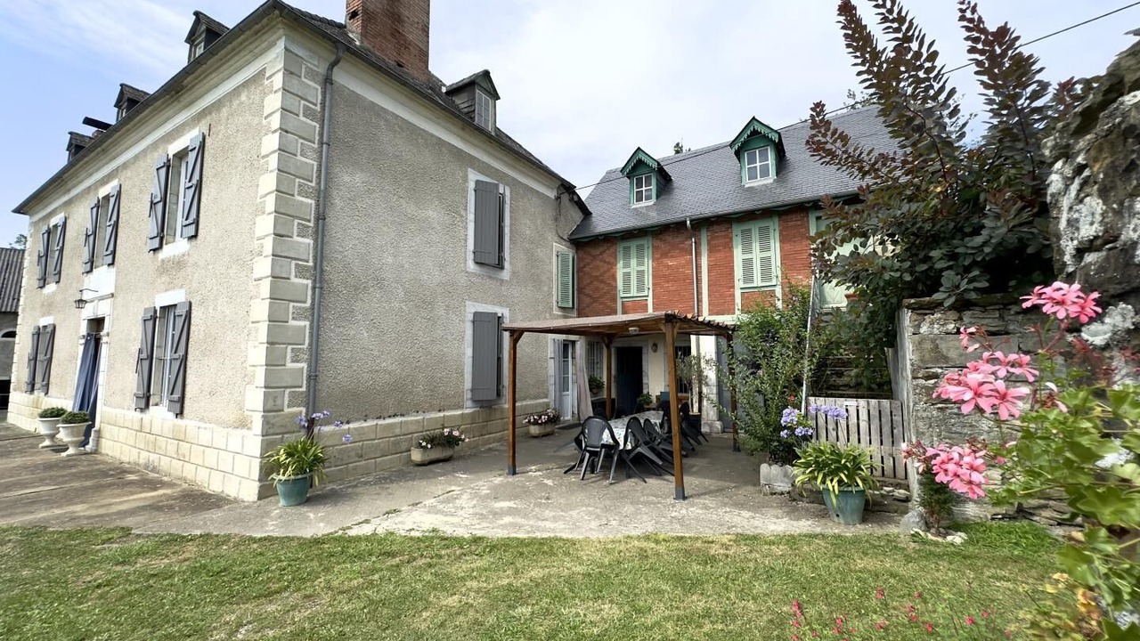 Photo of Outdoor in Asson