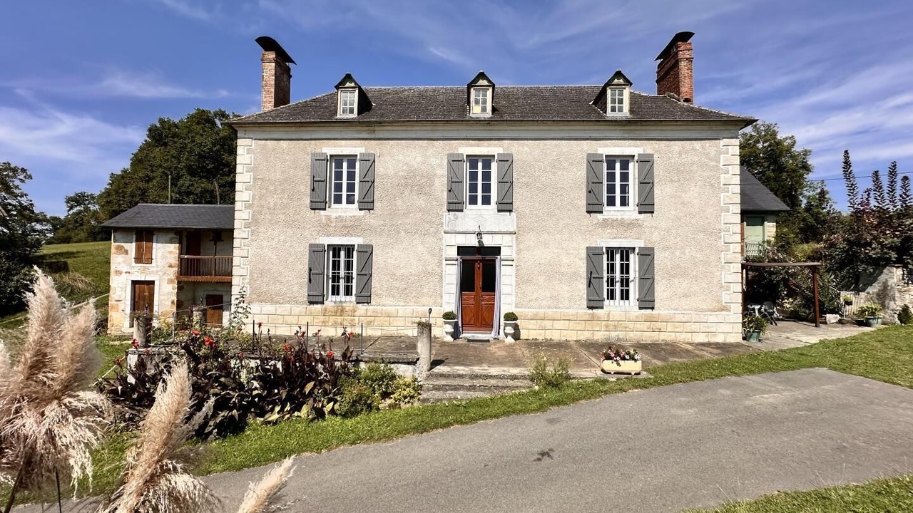 Photo of Outdoor in Asson