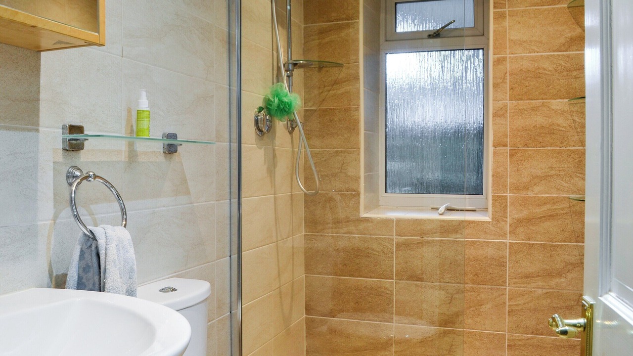 Photo of Bathroom in New Galloway