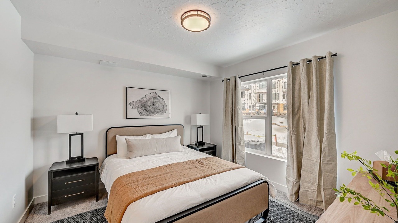 Photo of Bedroom in Mountain Green