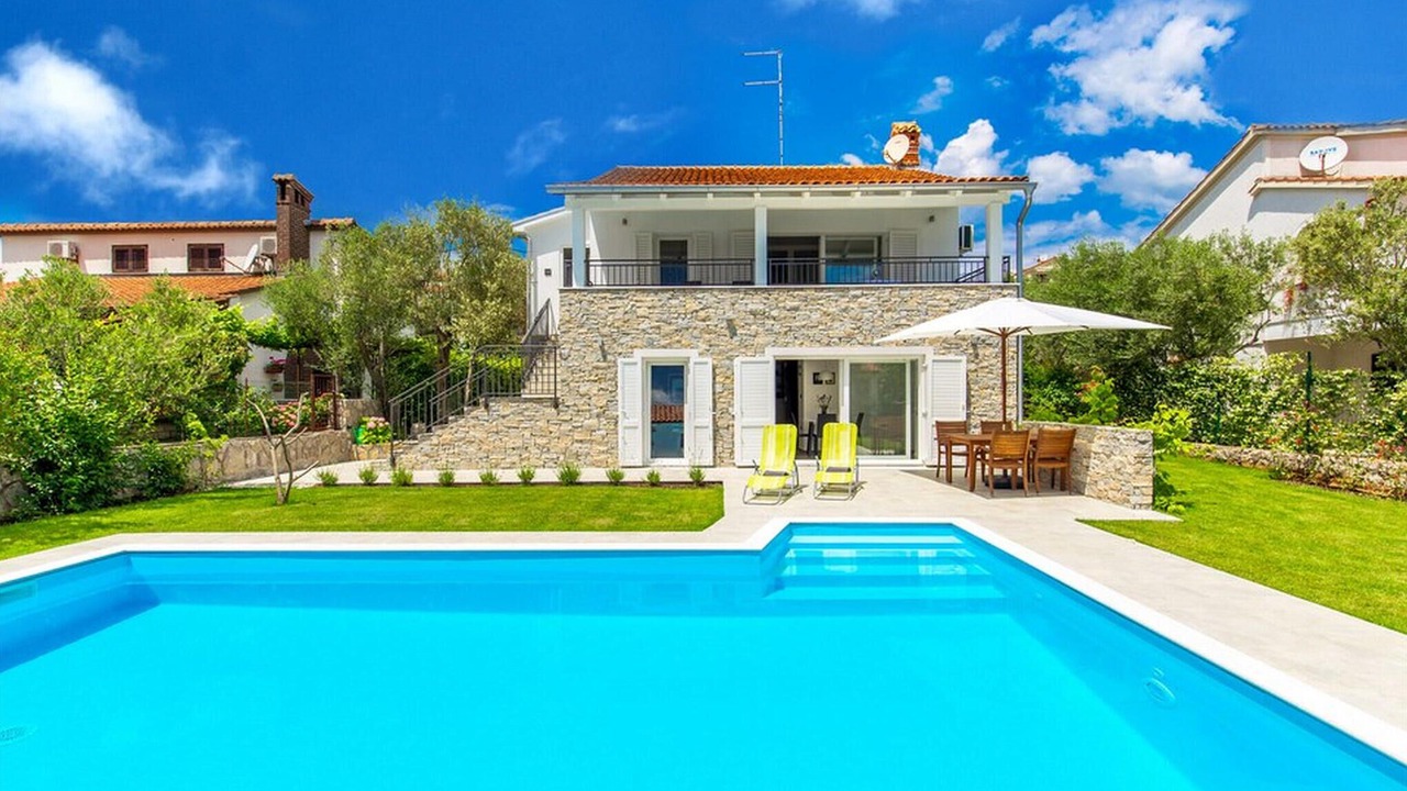 Photo of Outdoor in Kornic