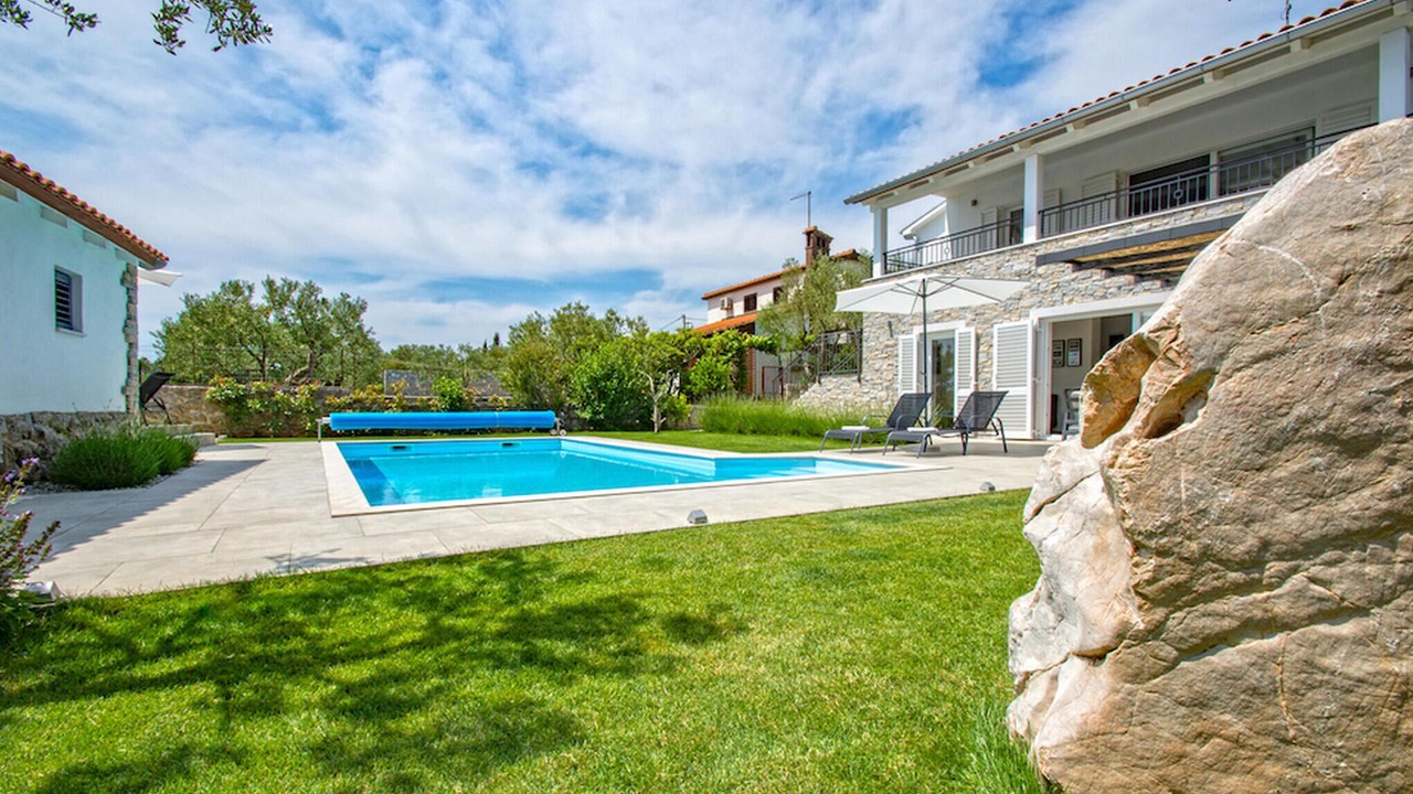 Photo of Outdoor in Kornic