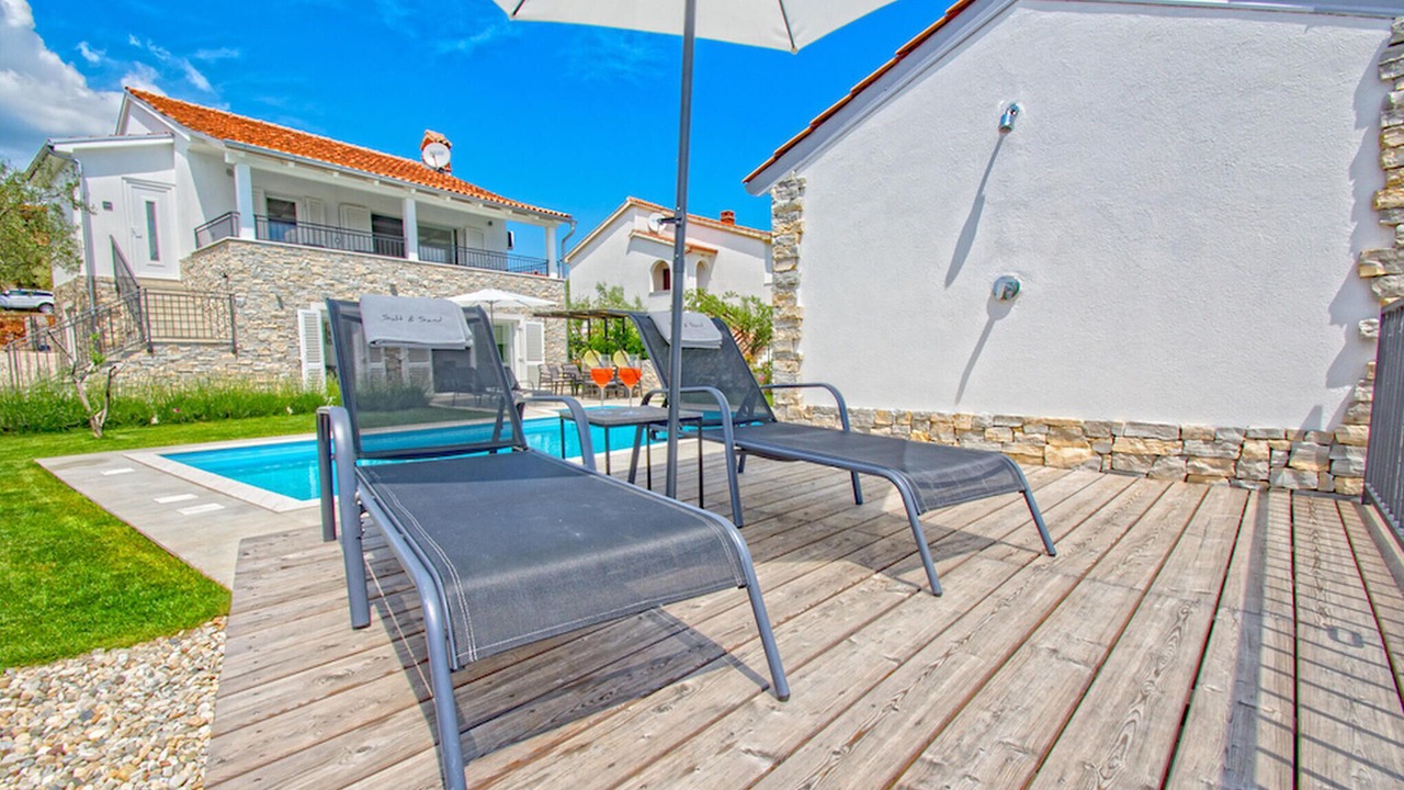 Photo of Outdoor in Kornic