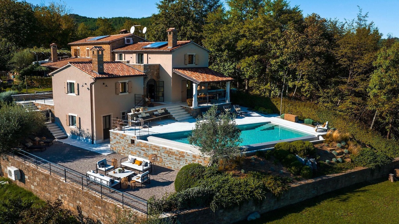 Photo of Outdoor in Gracisce