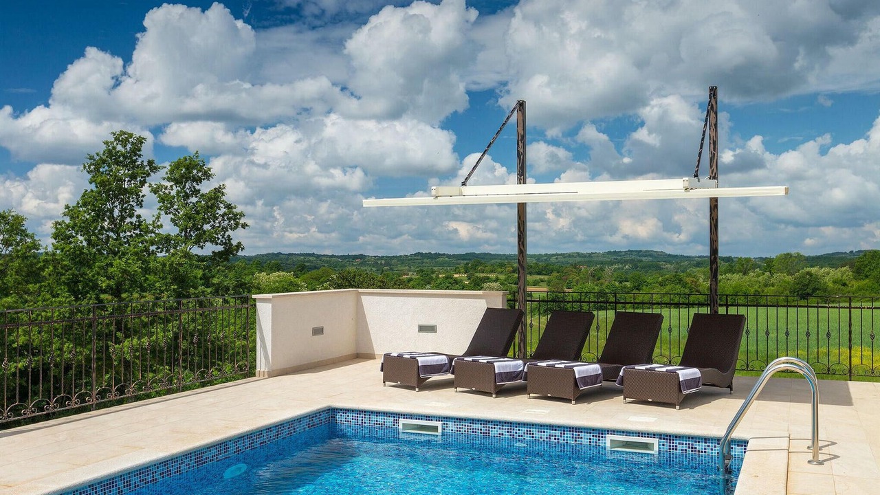 Photo of Outdoor in Gracisce