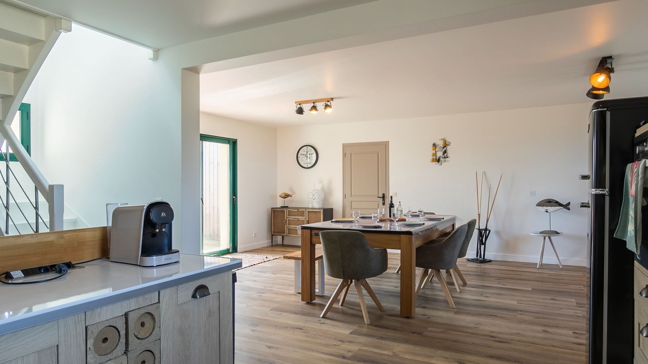 Photo of Livingroom in Guimaec