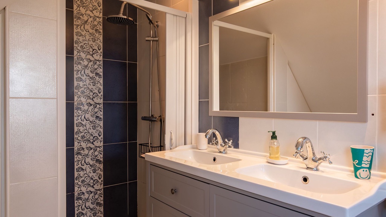 Photo of Bathroom in Guimaec