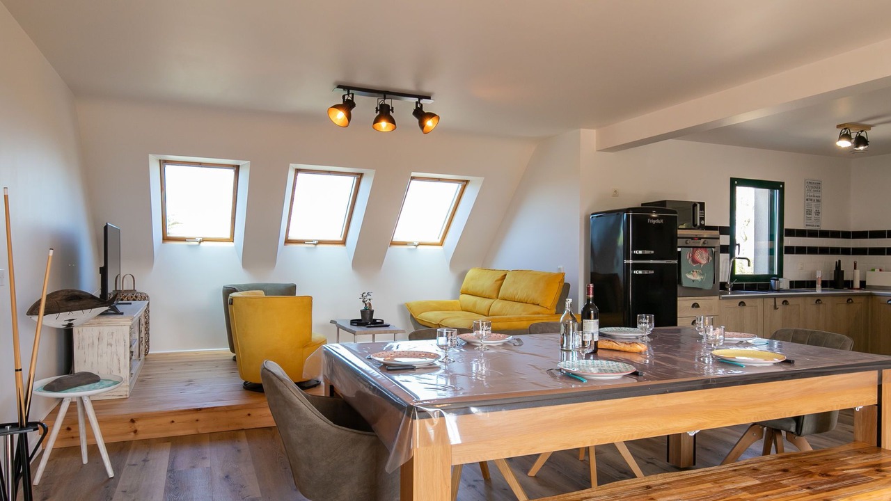 Photo of Livingroom in Guimaec