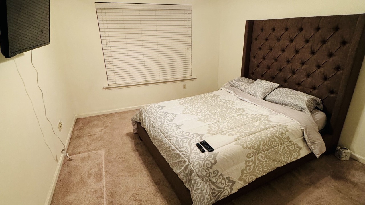 Photo of Bedroom in Uptown