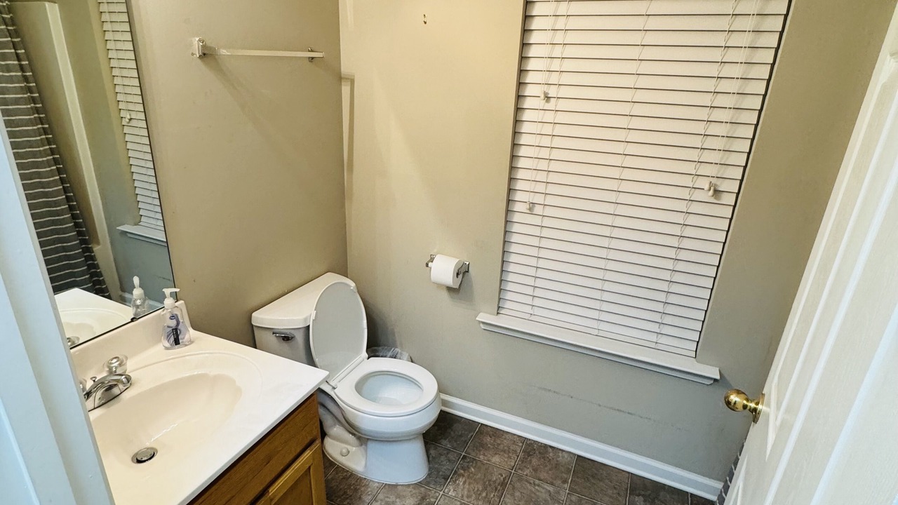 Photo of Bathroom in Uptown