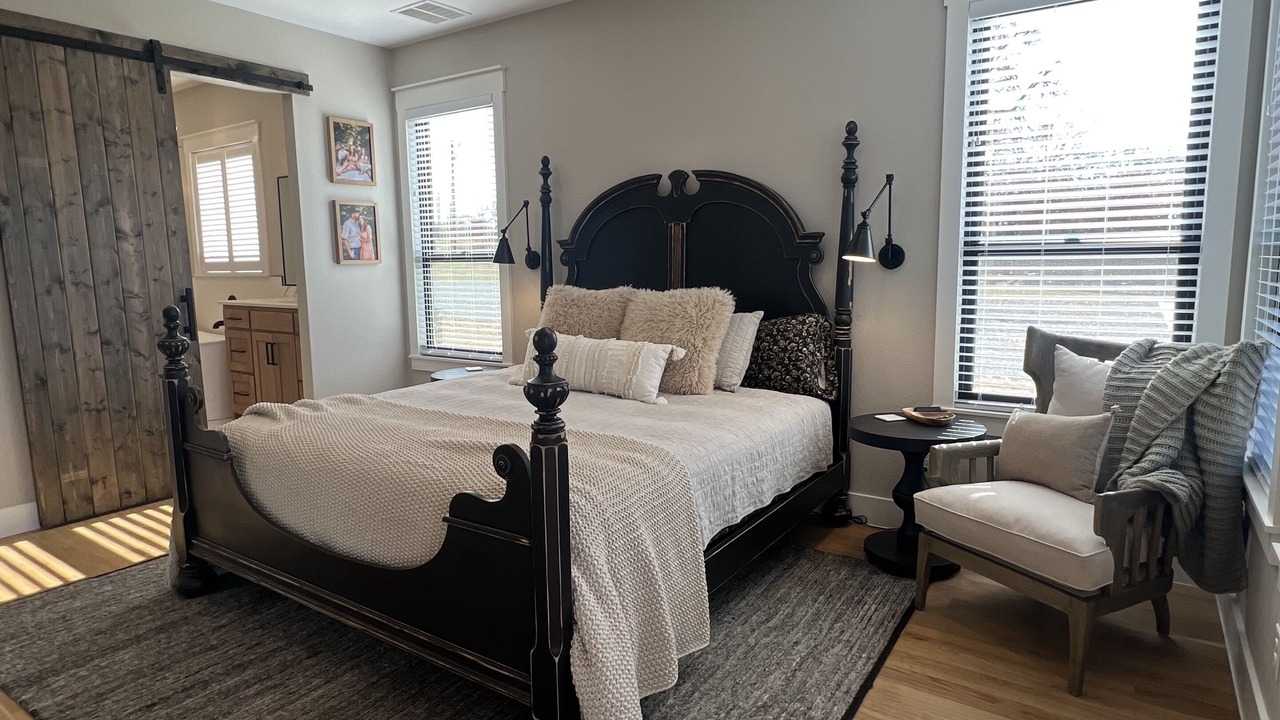 Photo of Bedroom in Marshall County