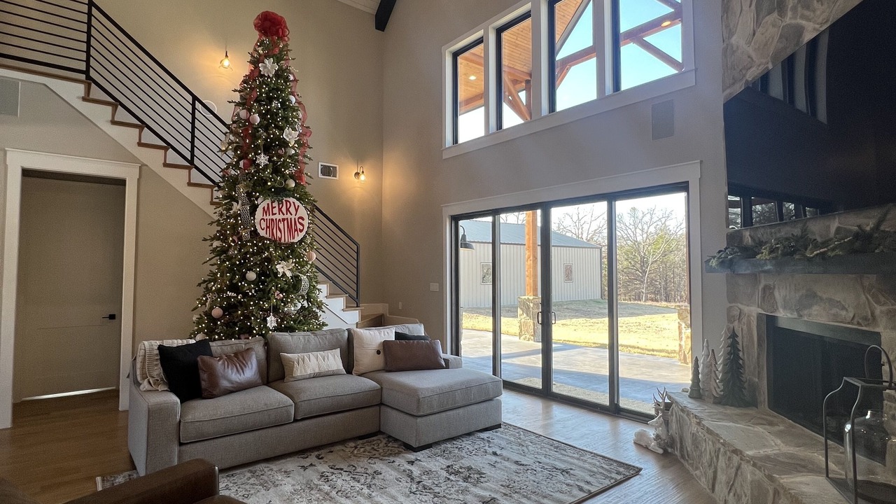 Photo of Livingroom in Marshall County