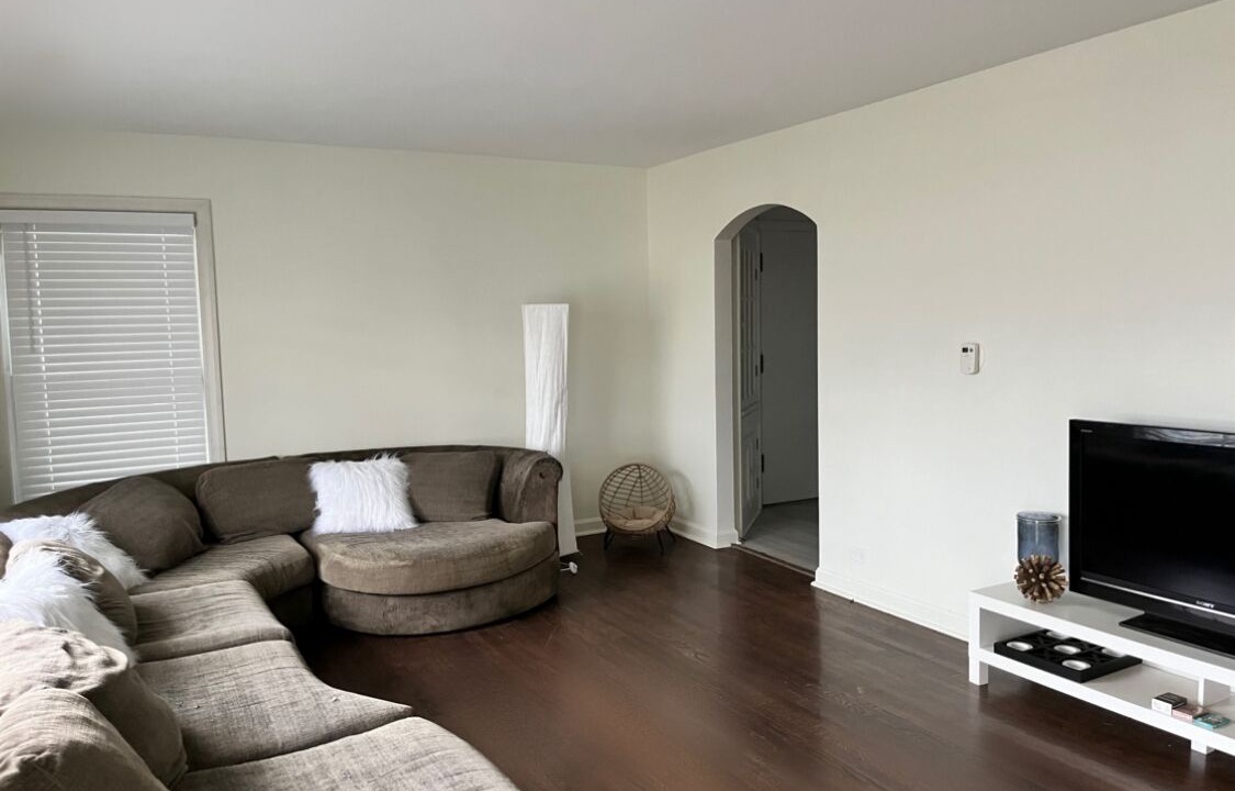 Photo of Livingroom in Elmhurst