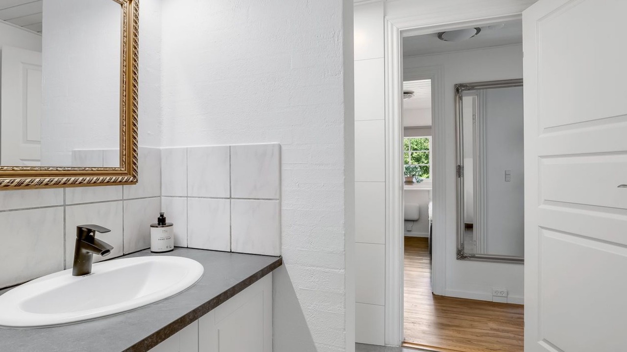Photo of Bathroom in Bøtø By