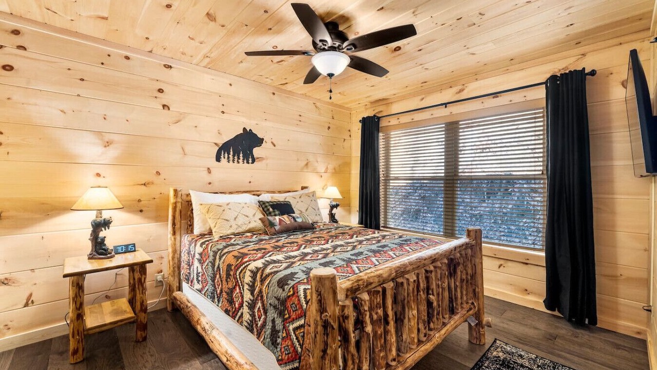 Photo of Bedroom in Maggie Valley