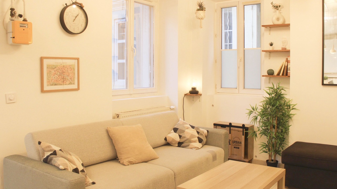 Photo of Livingroom in Quartier de la Chapelle