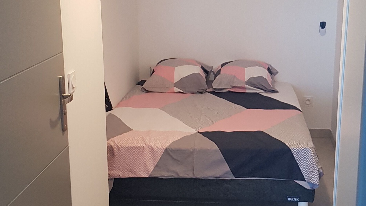 Photo of Bedroom in Le Port