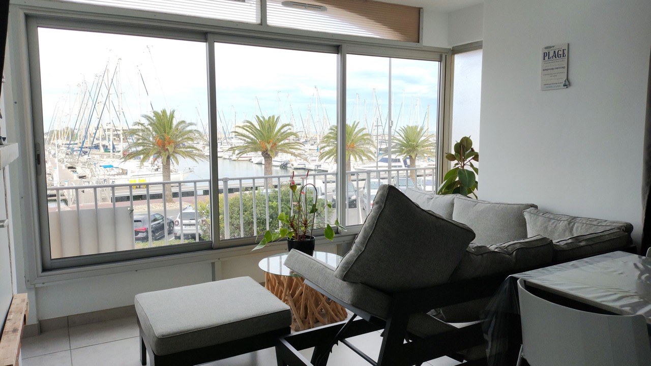 Photo of Livingroom in Le Port
