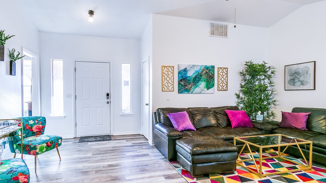 Photo of Livingroom in Moore