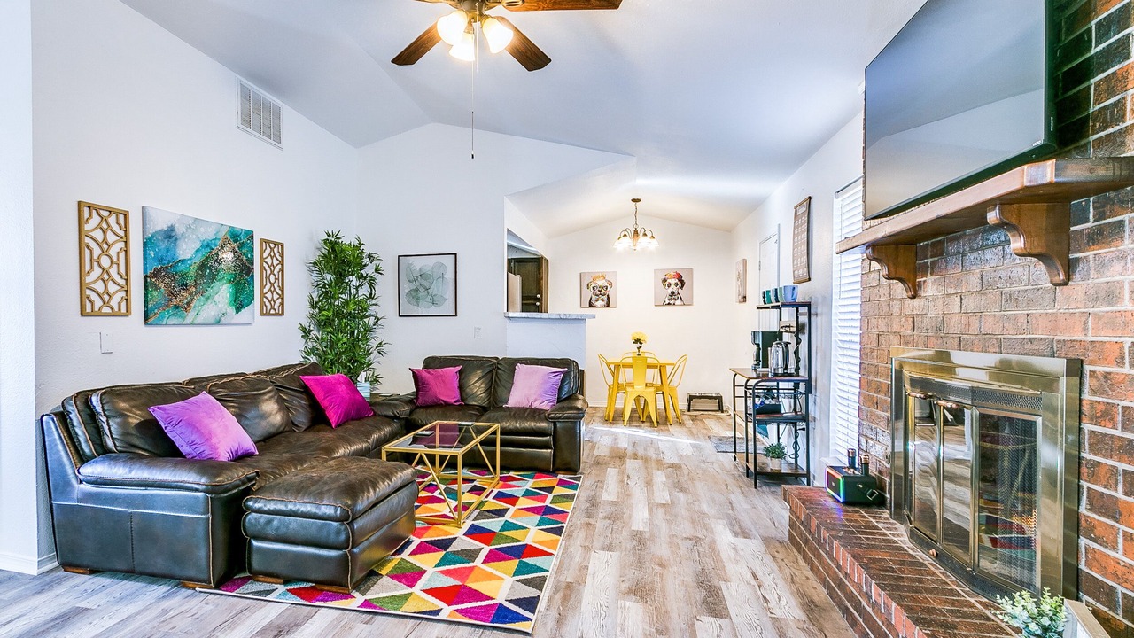 Photo of Livingroom in Moore
