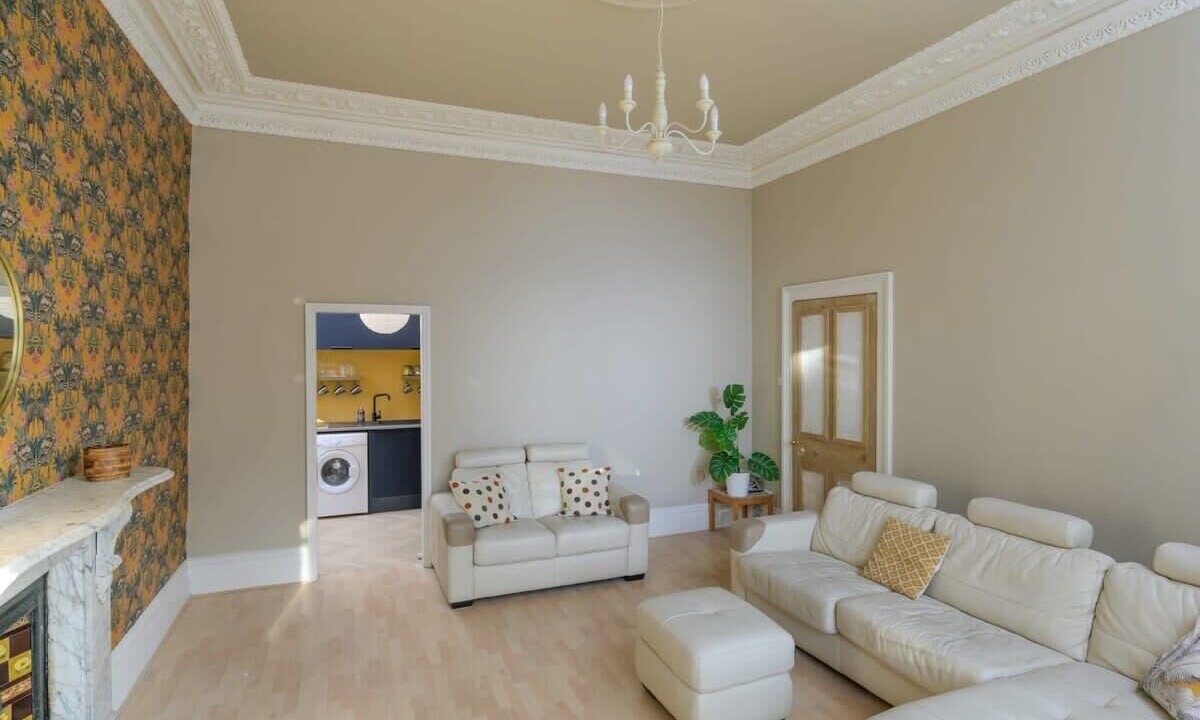 Photo of Livingroom in Clevedon