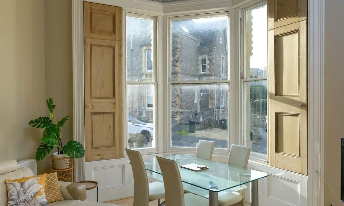 Photo of Livingroom in Clevedon