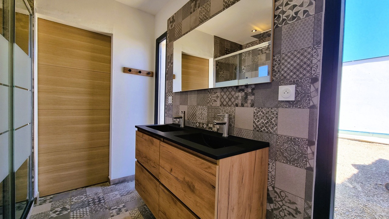 Photo of Bathroom in Salleles-d'Aude