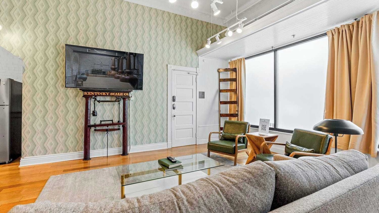 Photo of Livingroom in Shelby Park