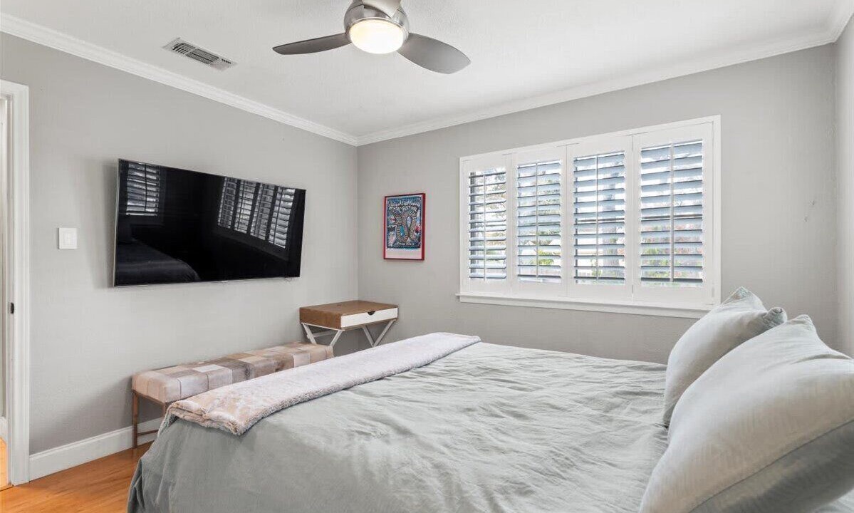 Photo of Bedroom in West Oak Hill