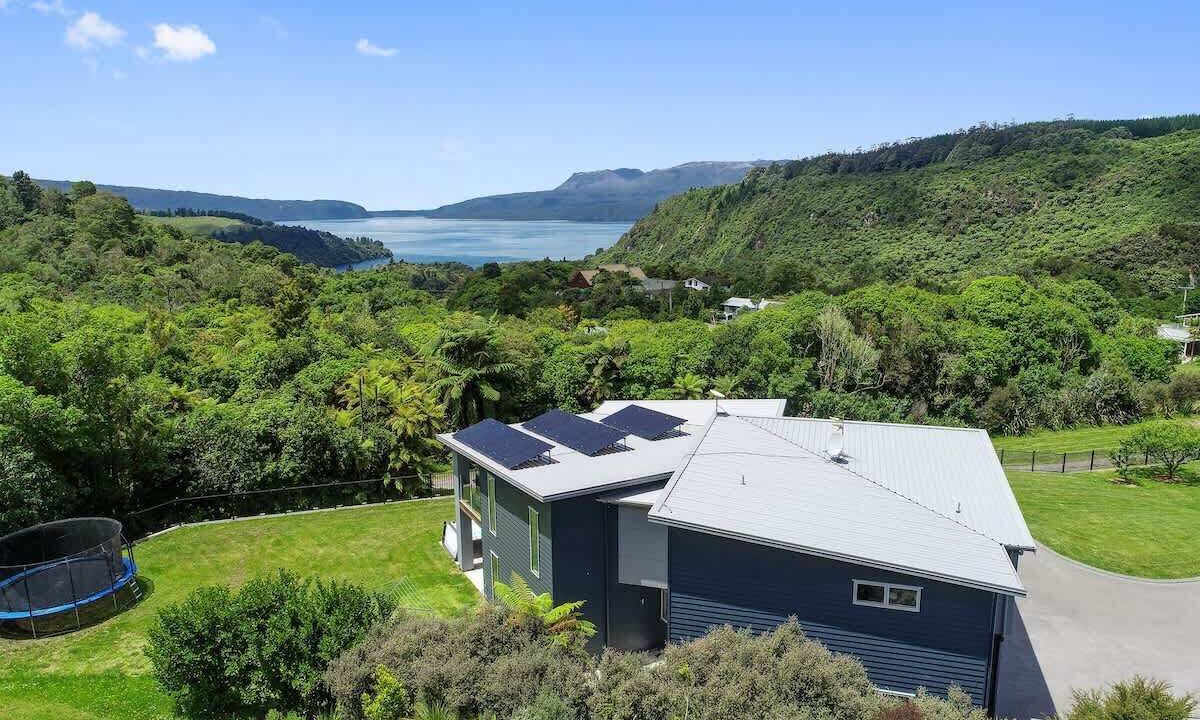 Photo of Outdoor in Lake Tarawera