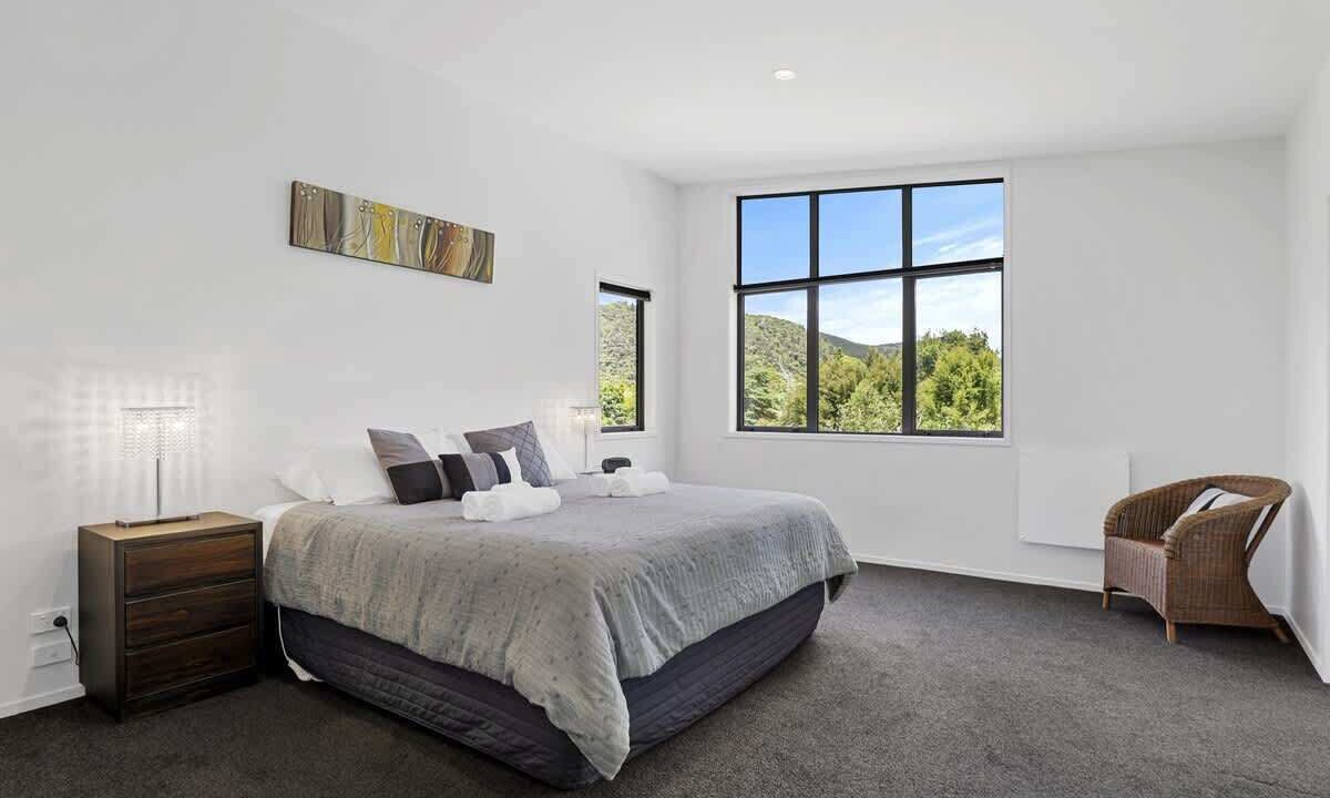 Photo of Others in Lake Tarawera