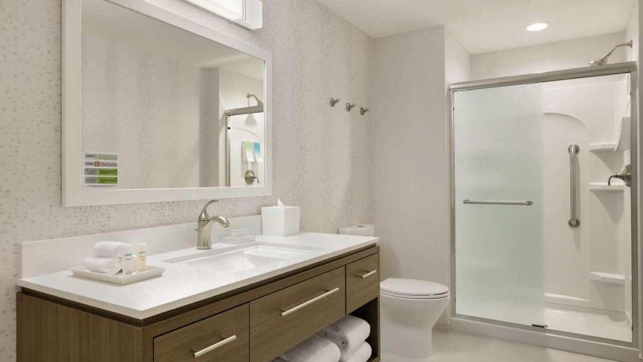 Photo of Bathroom in Williamsville