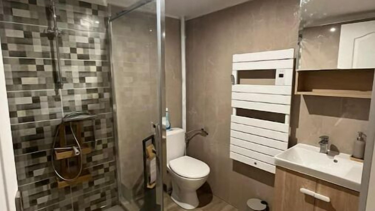 Photo of Bathroom in Serans