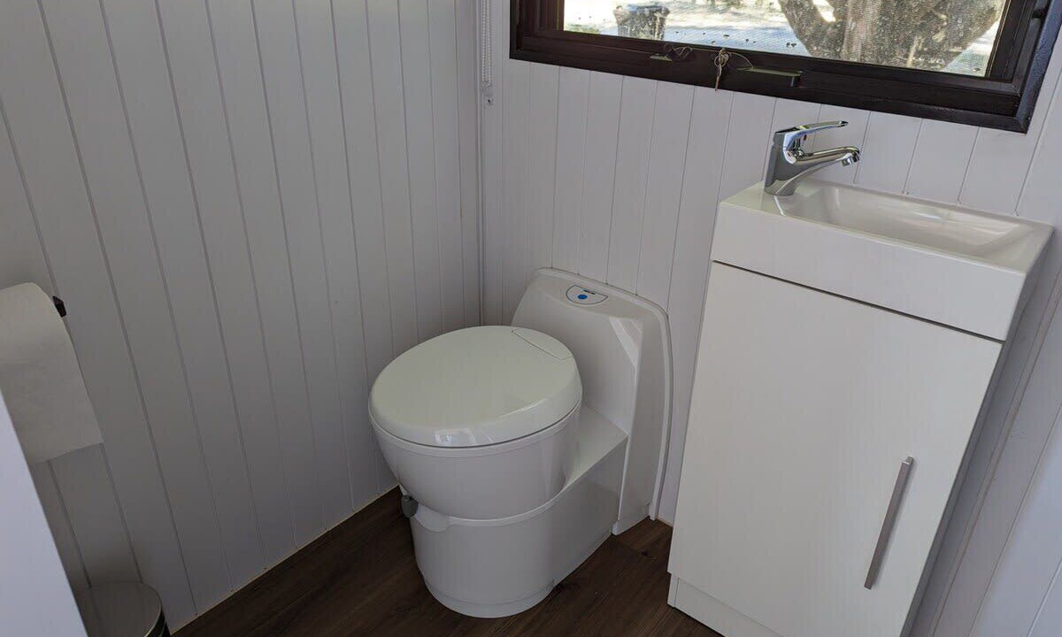 Photo of Bathroom in Dadswells Bridge