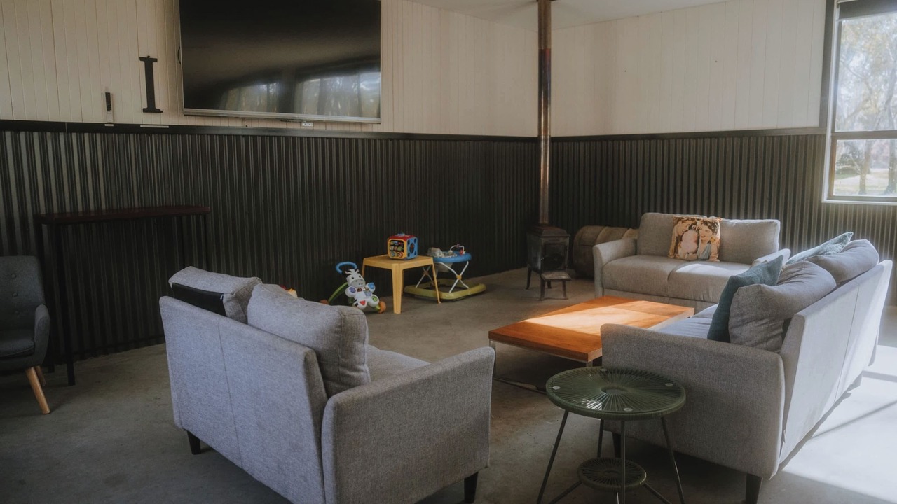 Photo of Livingroom in Dadswells Bridge