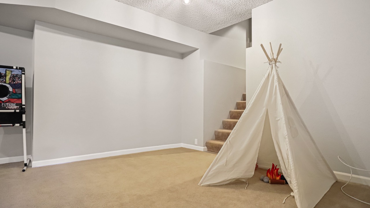 Photo of Bedroom in Sandy