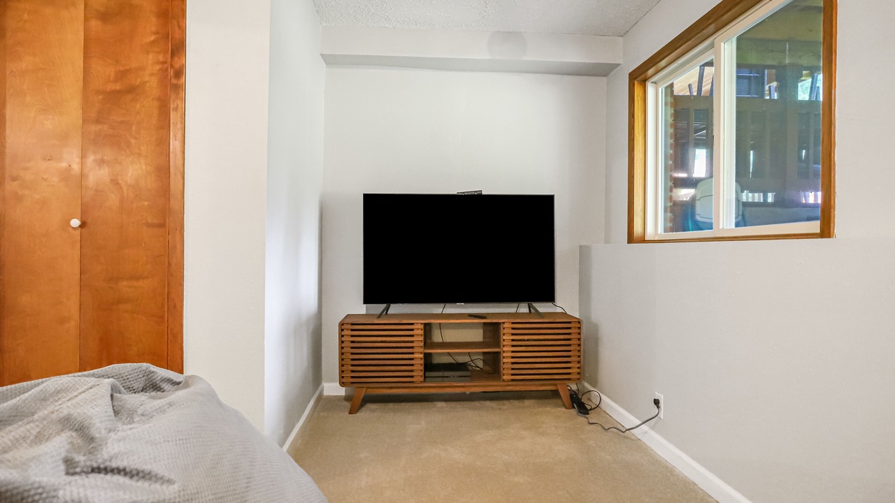 Photo of Bedroom in Sandy