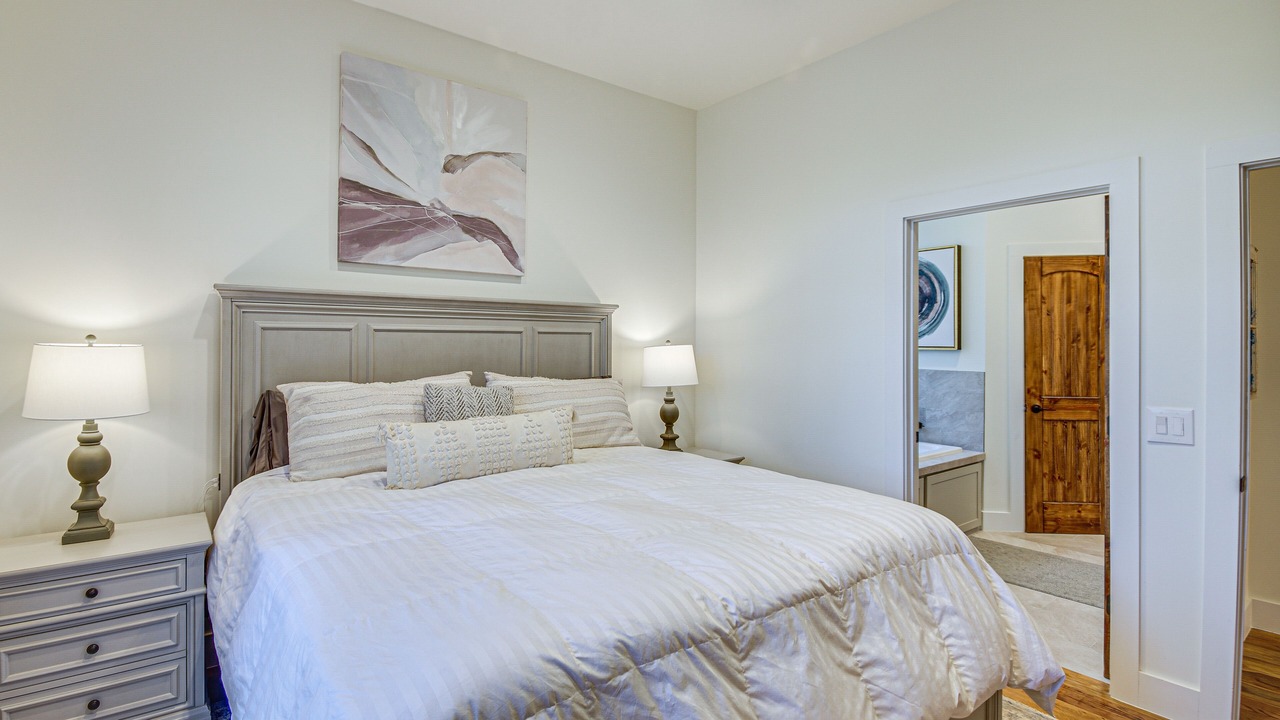 Photo of Bedroom in Tougaloo