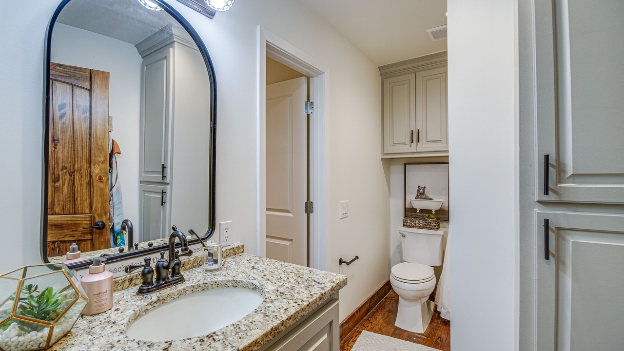 Photo of Bathroom in Tougaloo